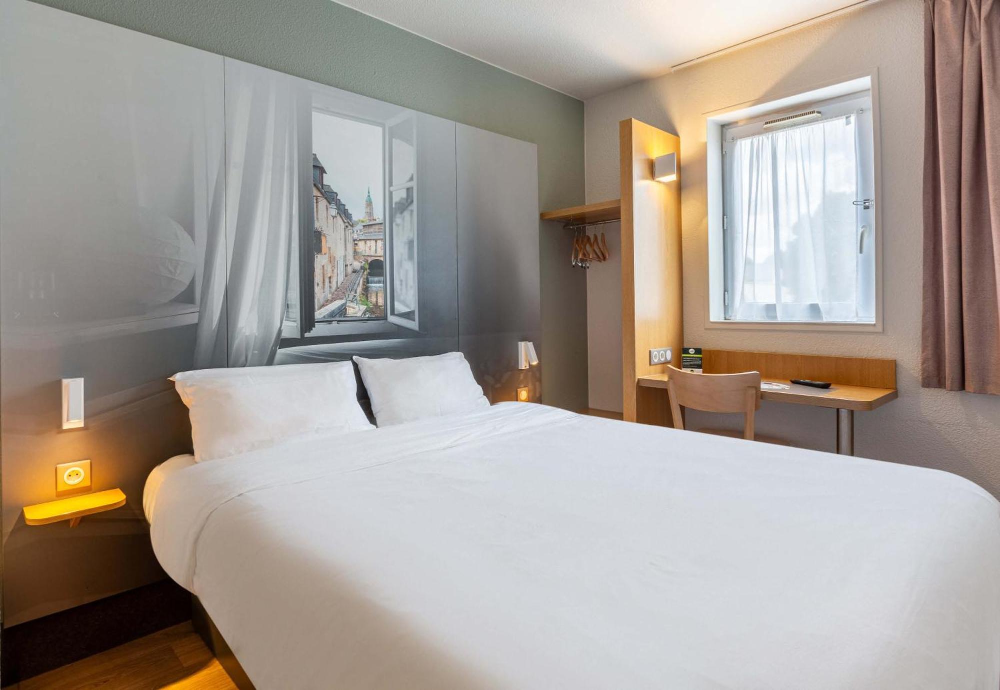 B&B Hotel Chartres Le Coudray Exterior foto