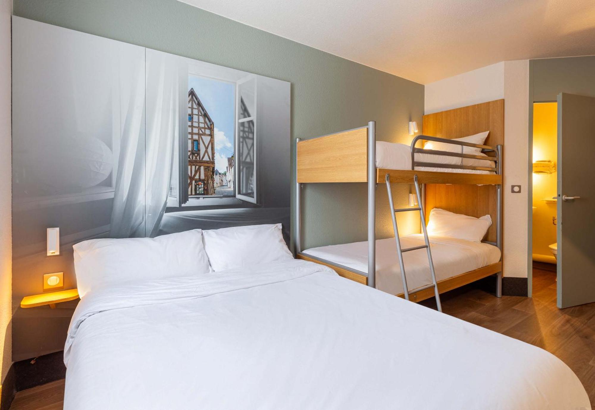 B&B Hotel Chartres Le Coudray Exterior foto
